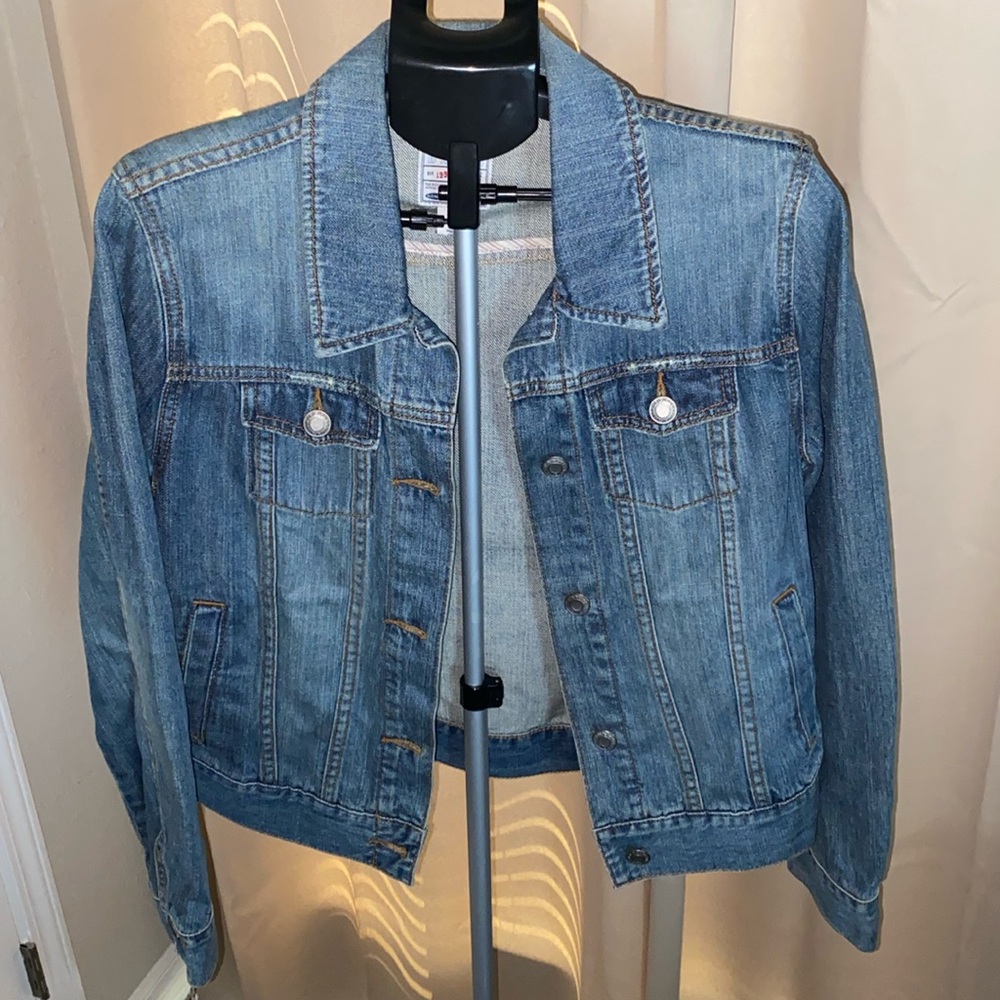 DENIM/JEAN JACKET